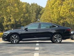 Volkswagen Passat facelift 330TSI luxury version - фото 4