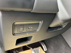 Land Rover Discovery 360PS S - фото 6