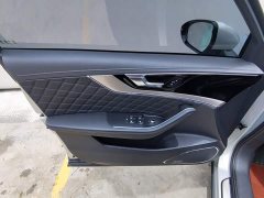 Hongqi HS5 2019 2.0T Zhilian Qixiang four-wheel drive version - фото 10
