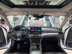 Honda Accord Sharp Hybrid 2.0L Sharp Collar Edition - фото 18