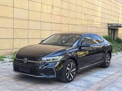 Volkswagen Passat 330TSI Starry Sky Deluxe Edition - фото 1