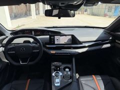 Changan UNI-V 1.5T Prestige Edition - фото 11