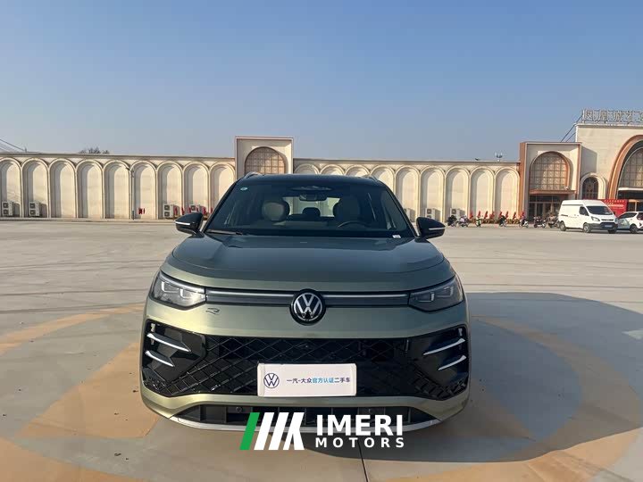 Volkswagen L 380TSI AWDLuxuryEasy