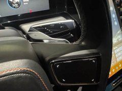 HiPhi X Founder's Edition 6-Seater - фото 17