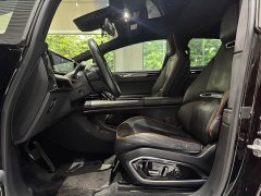 HiPhi X Founder's Edition 6-Seater - фото 4