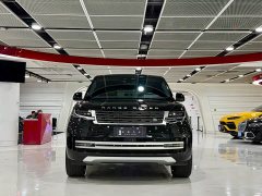 Land Rover Range Rover 2024 3.0 L6 400PS Autobiography Long Wheelbase 7-Seater - фото 3