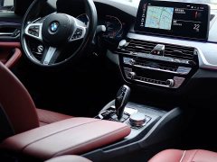 BMW 5 Series 530Li Leading M Sports Package - фото 4