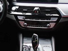 BMW 5 Series 530Li Leading M Sports Package - фото 5