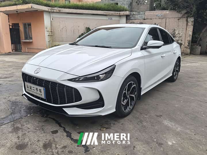 SAIC MG5 300TGI Flagship Edition - автомобиль из Китая