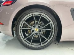 Porsche 718 Boxster T 2.0T - фото 11