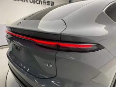 Nio EC6 75kWh - фото 10