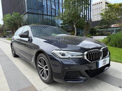 BMW 5 Series facelift 525Li M Sports Package - фото 1