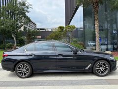 BMW 5 Series facelift 525Li M Sports Package - фото 4