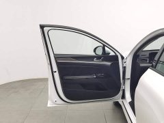 Voyah K5 380T GT-Line Premium Edition - фото 8