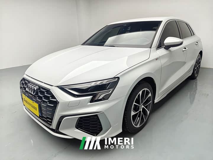 Audi A3 A3L Limousine 35 TFSI Progressive Elegant Edition - автомобиль из Китая