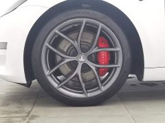 Tesla Model 3 Performance high-performance all-wheel drive version - фото 17