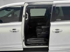Voyah M8 Leading 390T Deluxe Edition - фото 8