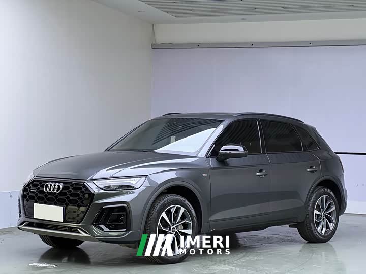 Audi Q5L 40T luxury and dynamic - автомобиль из Китая