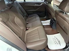 BMW 5 Series 530Li Leading M Sports Package - фото 11