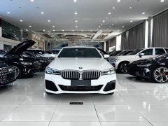 BMW 5 Series 2023 530Li Leading M Sports Package - фото 3