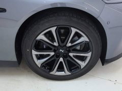 Xpeng P7 480E - фото 12