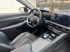 BMW 270TGDi DCT 20 - фото 9