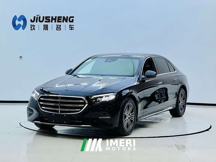 Voyah E 260 L Edition - автомобиль из Китая