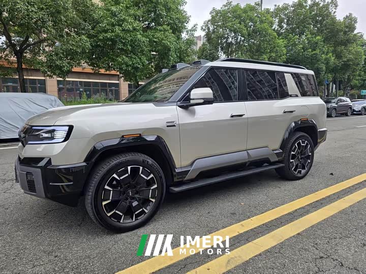 Voyah 8 Flagship Edition 7 - автомобиль из Китая
