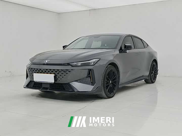 Voyah UNI-V 1.5T Premium Version - автомобиль из Китая