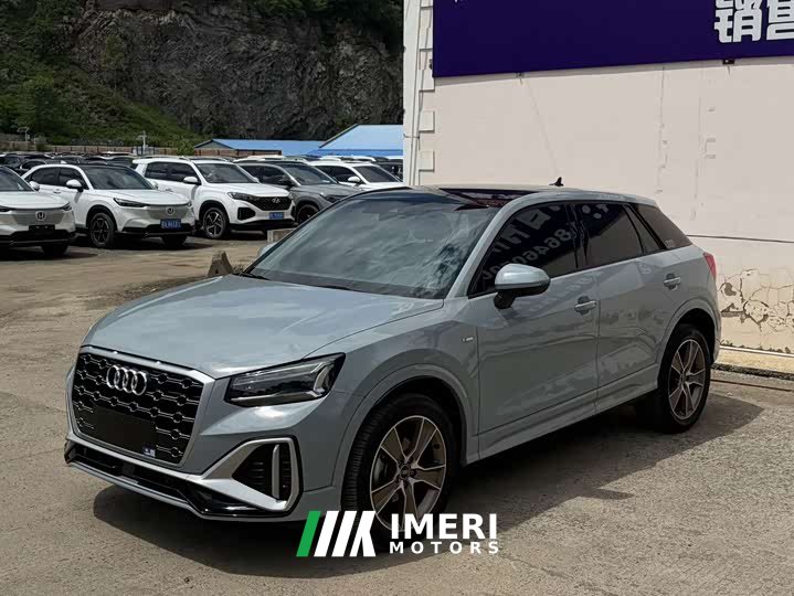 Audi Q2L 35 TFSI Dynamic Fashion - автомобиль из Китая