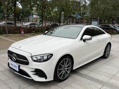 Mercedes-Benz E E 260 4MATIC - фото 1