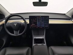 Tesla Model Y standard range rear-wheel drive version - фото 4