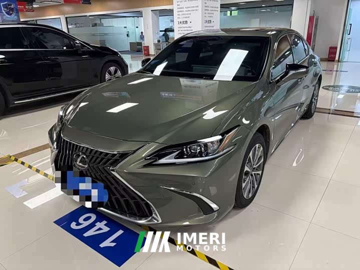 Lexus ES 2023 200 Excellence Edition - автомобиль из Китая