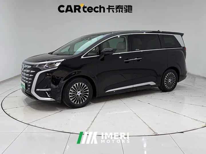 Denza D9 DM-i 1050 exclusive - автомобиль из Китая