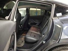 Tesla Model Y rear-wheel drive version - фото 8