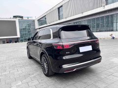 AITO Wenjie M8 extended range Ultra version 53.4kWh 6-seater version (192-line lidar) - фото 8