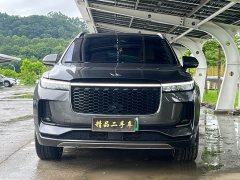Li Auto ONE Extended-Range 6-Seater - фото 2