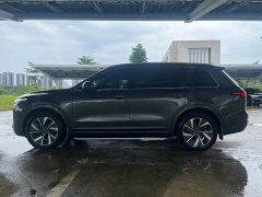 Li Auto ONE Extended-Range 6-Seater - фото 8