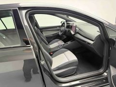 Volkswagen Golf 2025 facelift 300TSI R-Line - фото 4