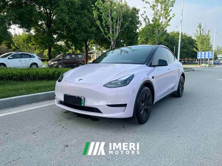 Tesla Model Y 2023 rear-wheel drive version - автомобиль из Китая