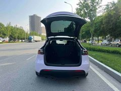 Tesla Model Y 2023 rear-wheel drive version - фото 19