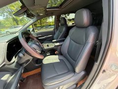 Toyota SIENNA 2021 2.5L Hybrid Premium Edition - фото 11