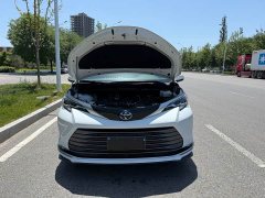 Toyota SIENNA 2021 2.5L Hybrid Premium Edition - фото 17