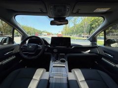 Toyota SIENNA 2021 2.5L Hybrid Premium Edition - фото 8