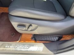Toyota SIENNA 2021 2.5L Hybrid Premium Edition - фото 9