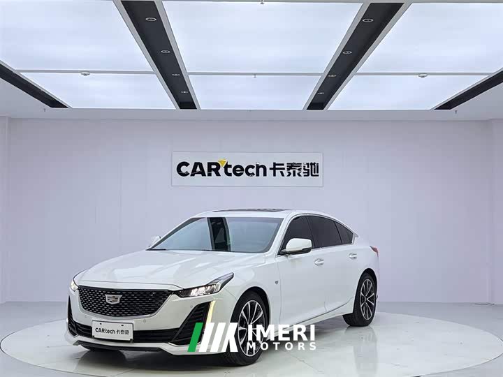Voyah CT5 28T Premium Version - автомобиль из Китая