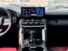 Toyota Land Cruiser (imported) LC300 3.5T automatic - фото 20