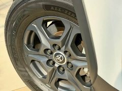 Toyota Land Cruiser (imported) LC300 3.5T automatic - фото 5