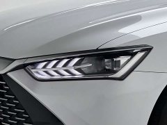 BYD Qin PLUS Champion Edition DM-i 120KM Leading Type - фото 18