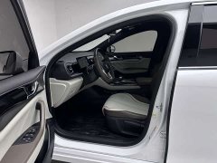 BYD Qin PLUS Champion Edition DM-i 120KM Leading Type - фото 9